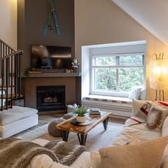 Exquisite 3BR: Steps To Creekside Gondola, Fireplace, HotTub. Sleeps 8