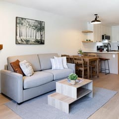 Renovated Whistler Vill 1BR: Balcony, Walk to Everything!