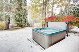 Luxury 5BR Home:Sleeps 10, Private Hot Tub, Fireplace-Near Vill w/ Free Parking - Image 4