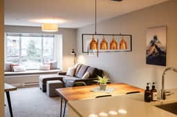Whistler Center 1BR:Walk To Gondola, Fire, Hot Tub -Sleeps 4. - Image 3