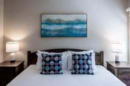 Whistler Vill 2BR: Pool, Hot Tub, Balcony, Free Parking. Walk to Everything - Image 2