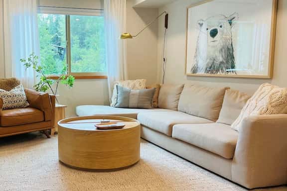 Spacious Creekside 2BR:Walk to Creekside Gondola, Fire & New Hot Tub. Sleeps 6! - Image 1