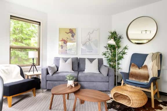 The Aspens Upper Vill 2BR:Pool, Hot Tub, Sleeps 5. Steps to Mtn. - Image 1