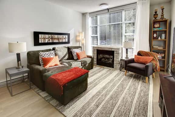 Bright Upper Vill 1BR:2 Min Walk to Gondola, Fireplace, Sleeps 4! - Image 1