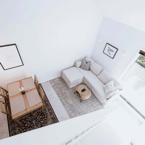 Bright Lofted Creekside 1BRM: Sleeps 4, Walk to Gondola! - Image 1