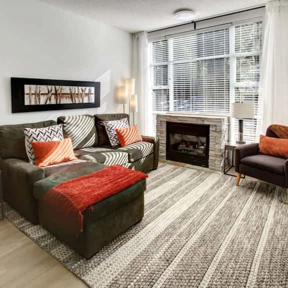 Bright Upper Vill 1BR:2 Min Walk to Gondola, Fireplace, Sleeps 4! - Image 1