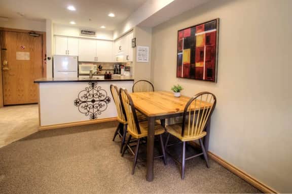 Cozy Creekside 1BR:Steps to Creekside Gondola, Fireplace, Hot Tub! - Image 4