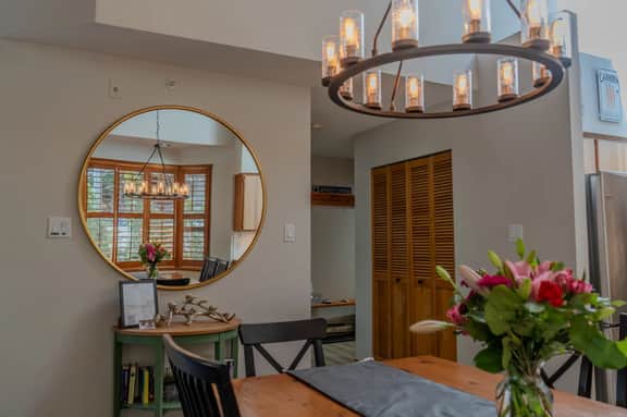 Bright Creekside 2BR:Walk to Creekside Gondola, Fireplace, Sleeps 7! - Image 5
