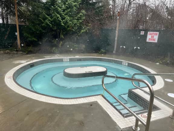 Spacious Creekside 2BR: Walk to Mtn. & Lake w/ Pool & Hot Tub